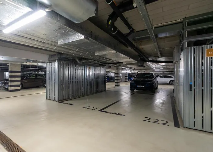 Apartman Praga - Terrace & Parking - By Rentujemy Varsó