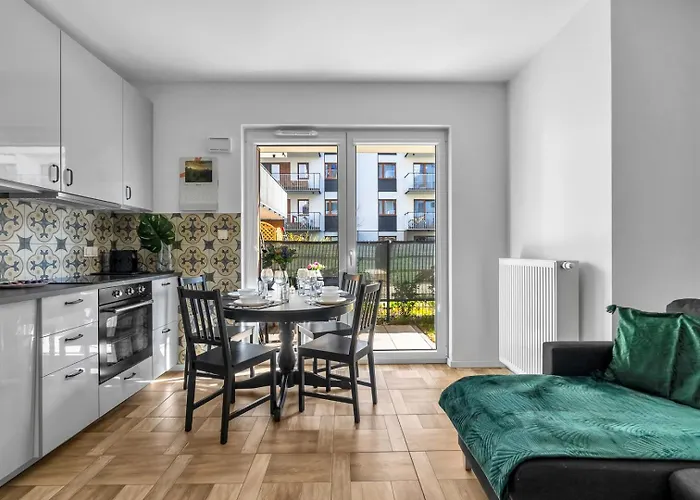 Praga - Terrace & Parking - By Rentujemy Varsó