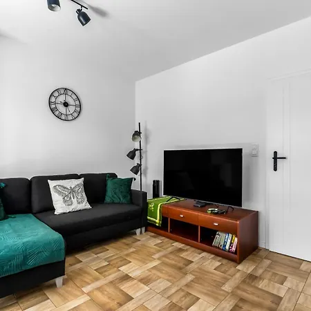 Praga - Terrace & Parking - By Rentujemy * Varsóvia