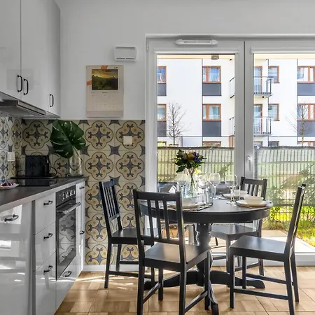 Praga - Terrace & Parking - By Rentujemy Apartamento